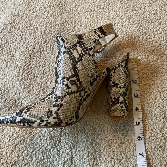 🌸 Aldo 🌸 “Legiladia” heeled booties - Picture 7 of 7